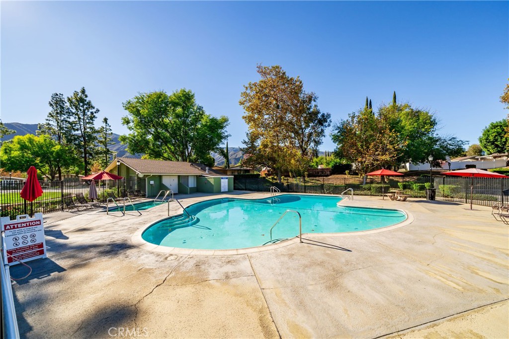 24553 Maitri Road Temescal Valley, CA 92883 - Photo 35 of 36 Pool & spa