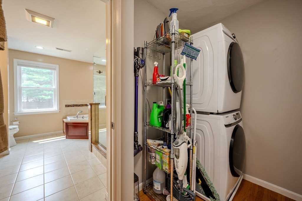 13 Lantern Lane Billerica, MA 01821 - Photo 27 of 42