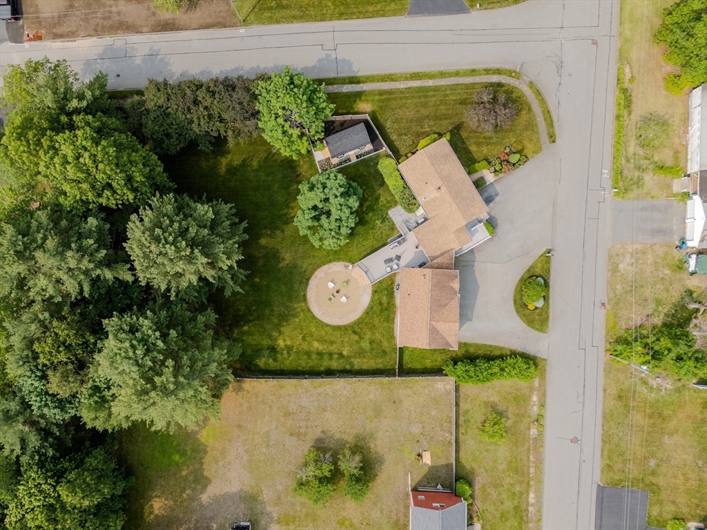 13 Lantern Lane Billerica, MA 01821 - Photo 36 of 42