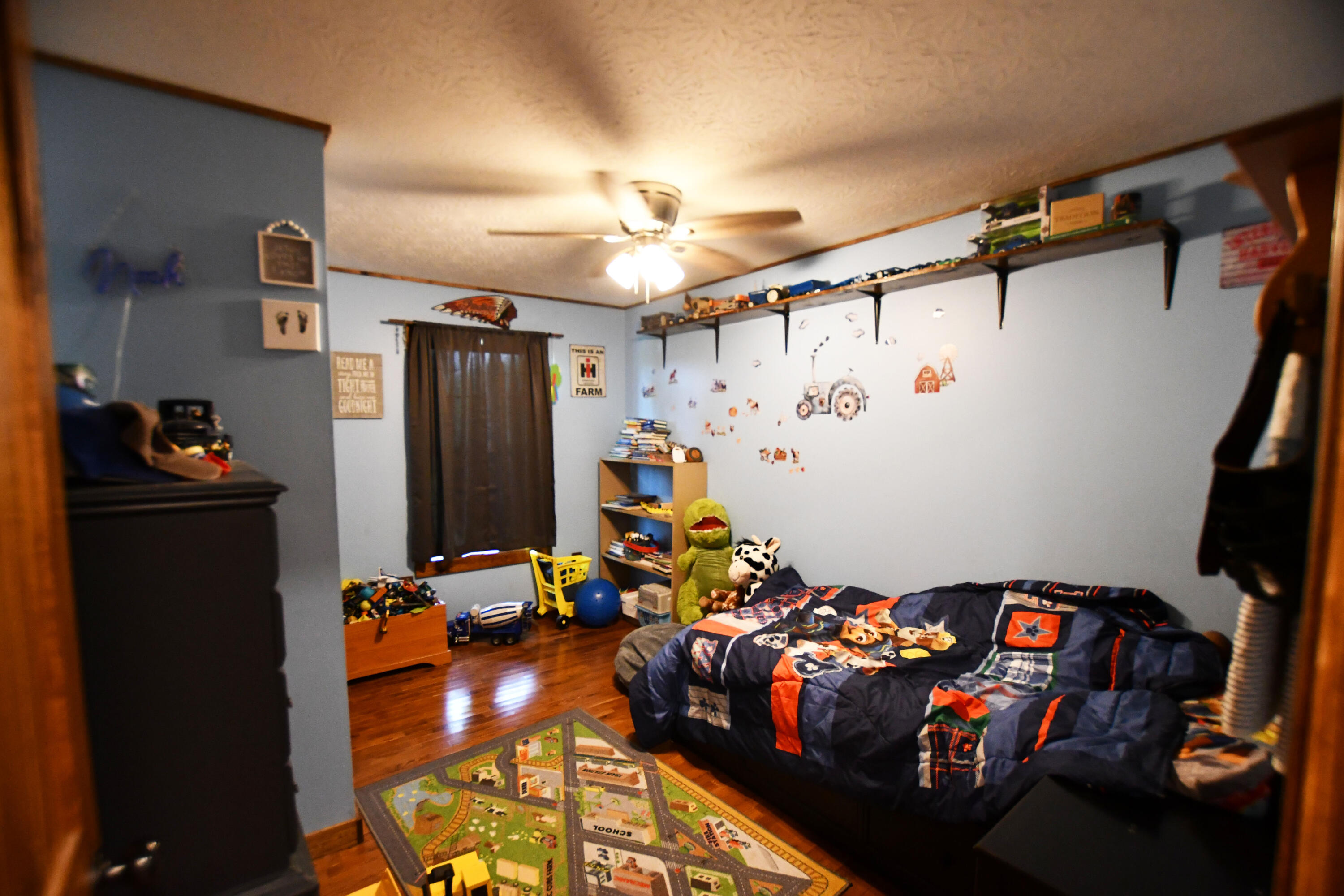 1410 Winston Road Irvine, KY 40336 - Photo 29 of 43 Give the kiddos their own room to relax and play!