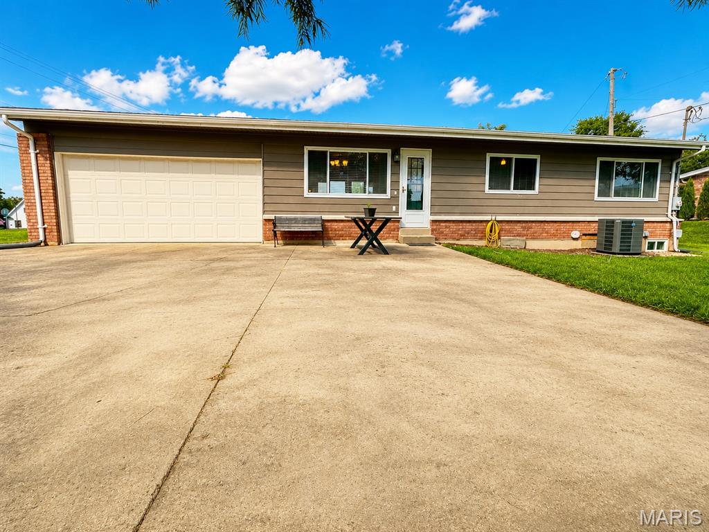 15362 Clayton Road Ballwin, MO 63011 - Photo 12 of 12
