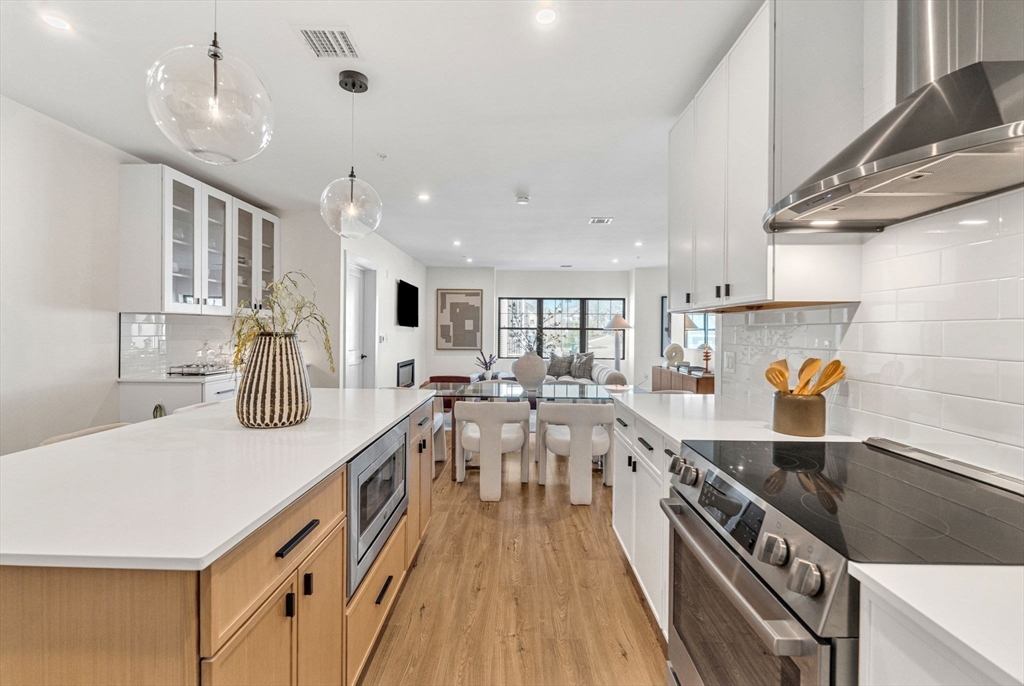 20 Audubon Way, Unit 306 Canton, MA 02021 - Photo 4 of 19