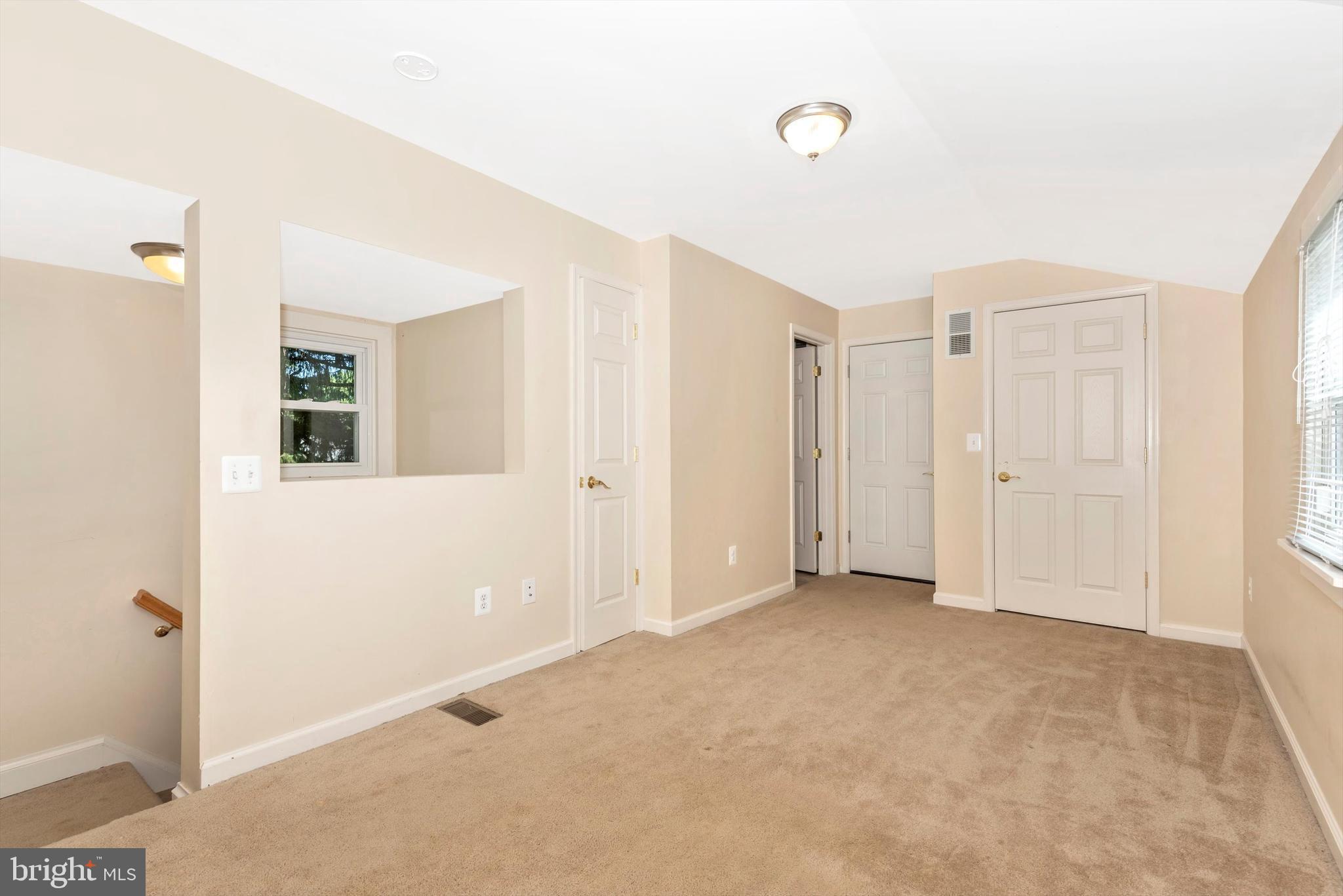 18509 Lappans Road Boonsboro, MD 21713 - Photo 30 of 57 Large upper level bedroom with full bath