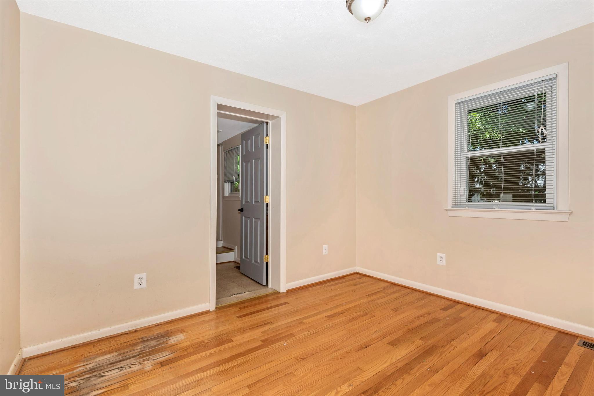 18509 Lappans Road Boonsboro, MD 21713 - Photo 36 of 57 Main level bedroom