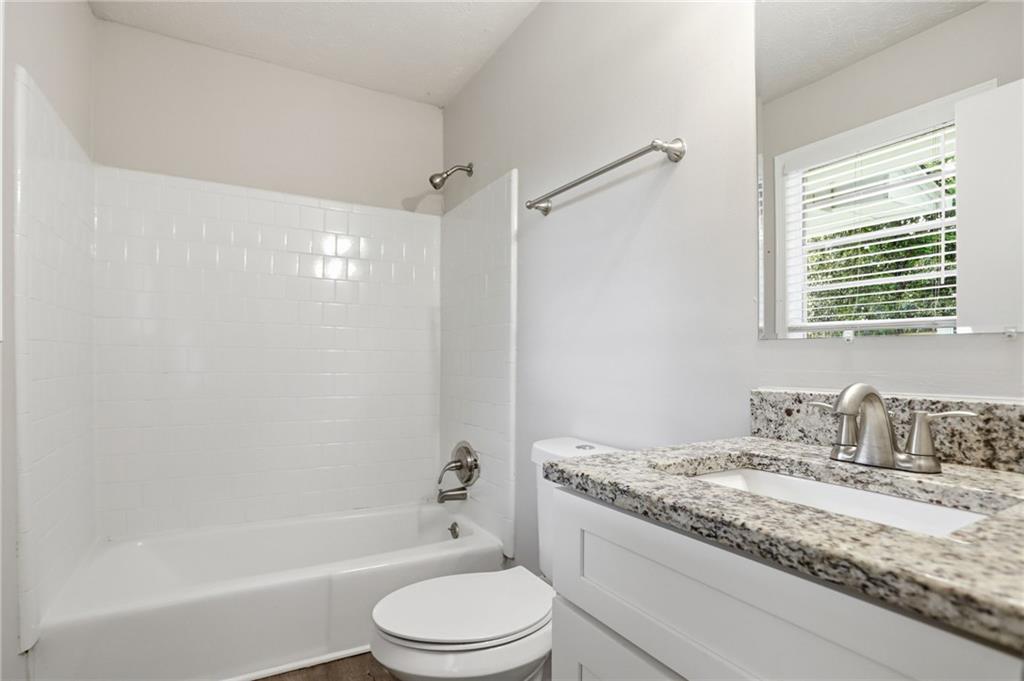 2370 Tiffany Circle Decatur, GA 30035 - Photo 30 of 39