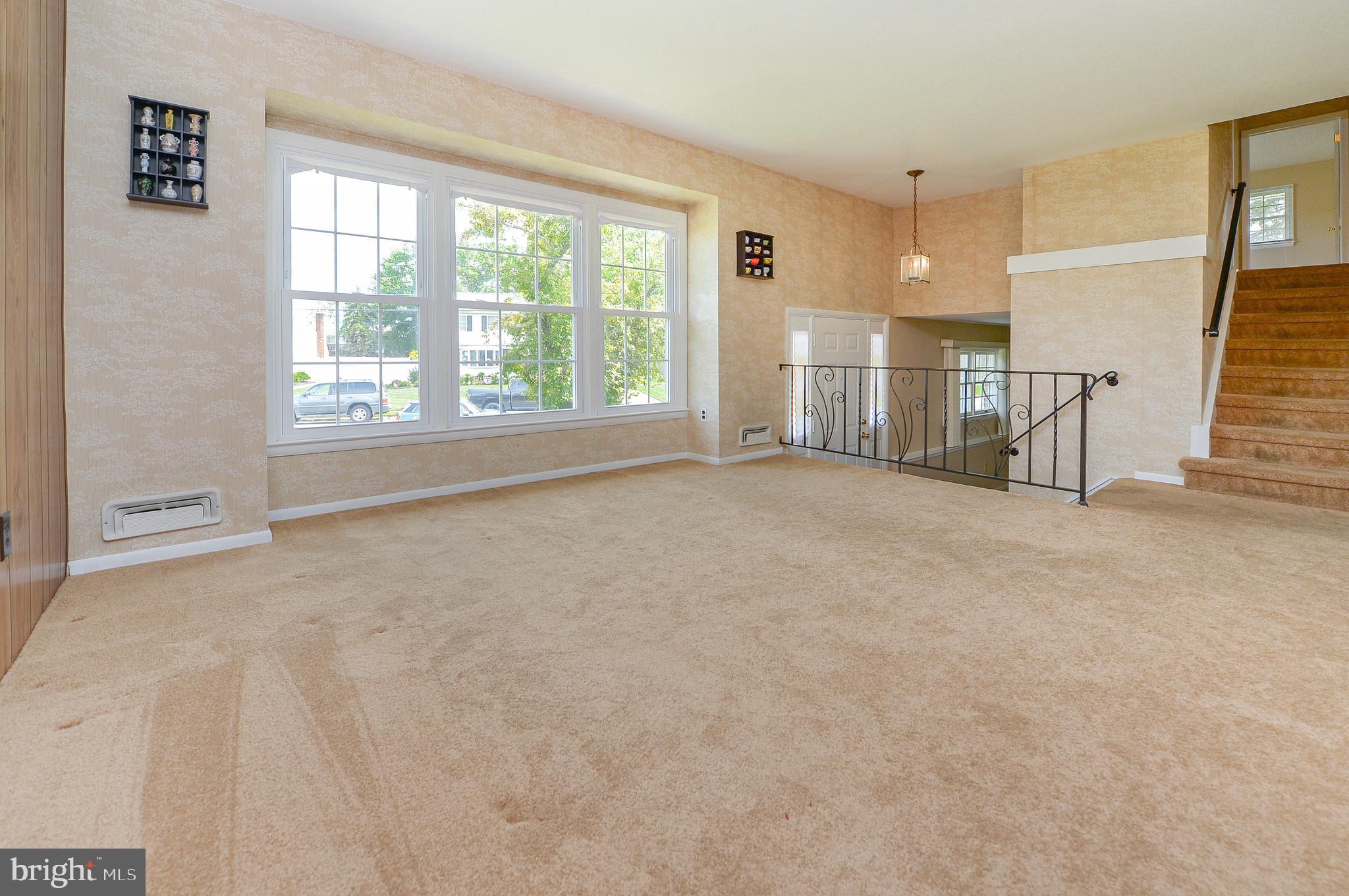 124 Bartram Road Marlton, NJ 08053 - Photo 4 of 29 Gallery Image 4