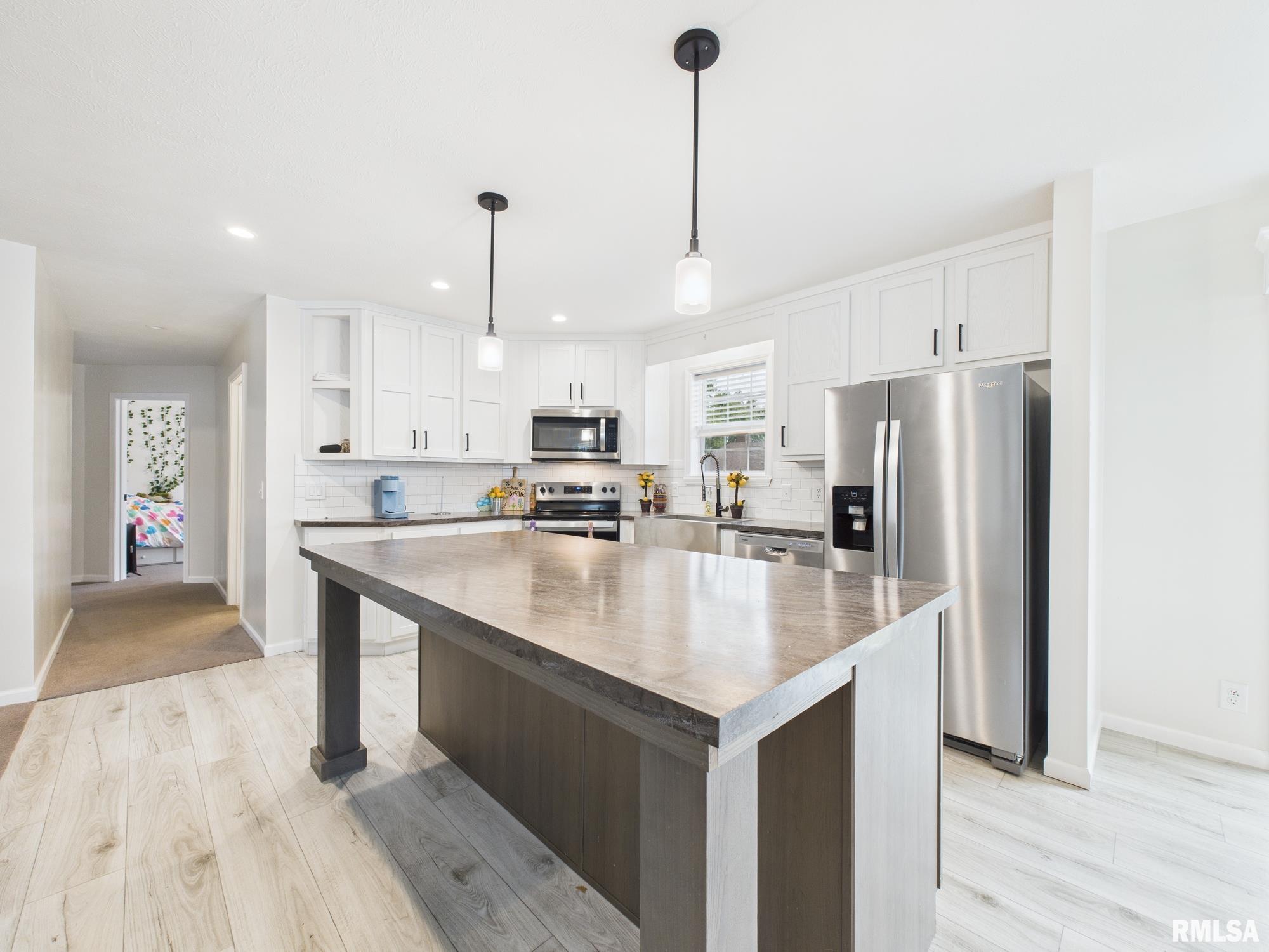 1625 Ridgewood Court Mount Zion, IL 62549 - Photo 6 of 21