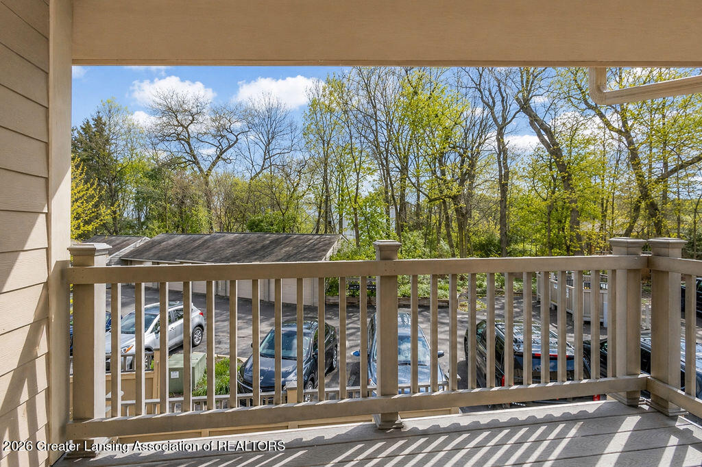 2061 Hamilton Road Okemos, MI 48864 - Photo 33 of 52 listing-12-32