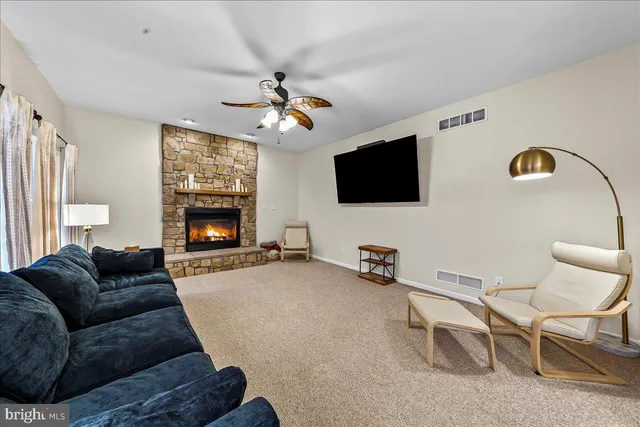 $625,000 | 243 Labrador Lane, Townsend, DE 19734