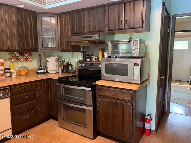 140 Morehouse Road Coeymans, NY 12143 - Photo 3 of 53 IMG_5254