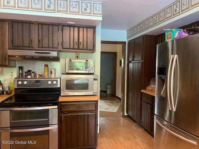 140 Morehouse Road Coeymans, NY 12143 - Photo 6 of 53 IMG_5261