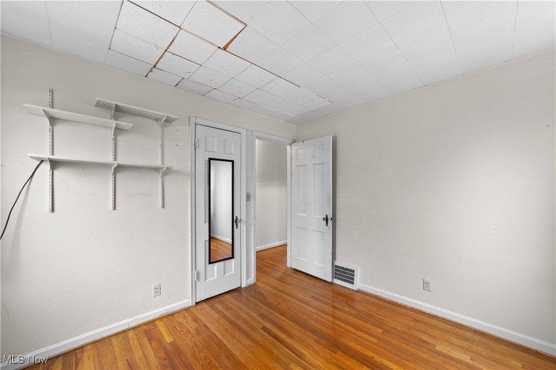 4057 Wilmington Road Cleveland, OH 44121 - Photo 15 of 34