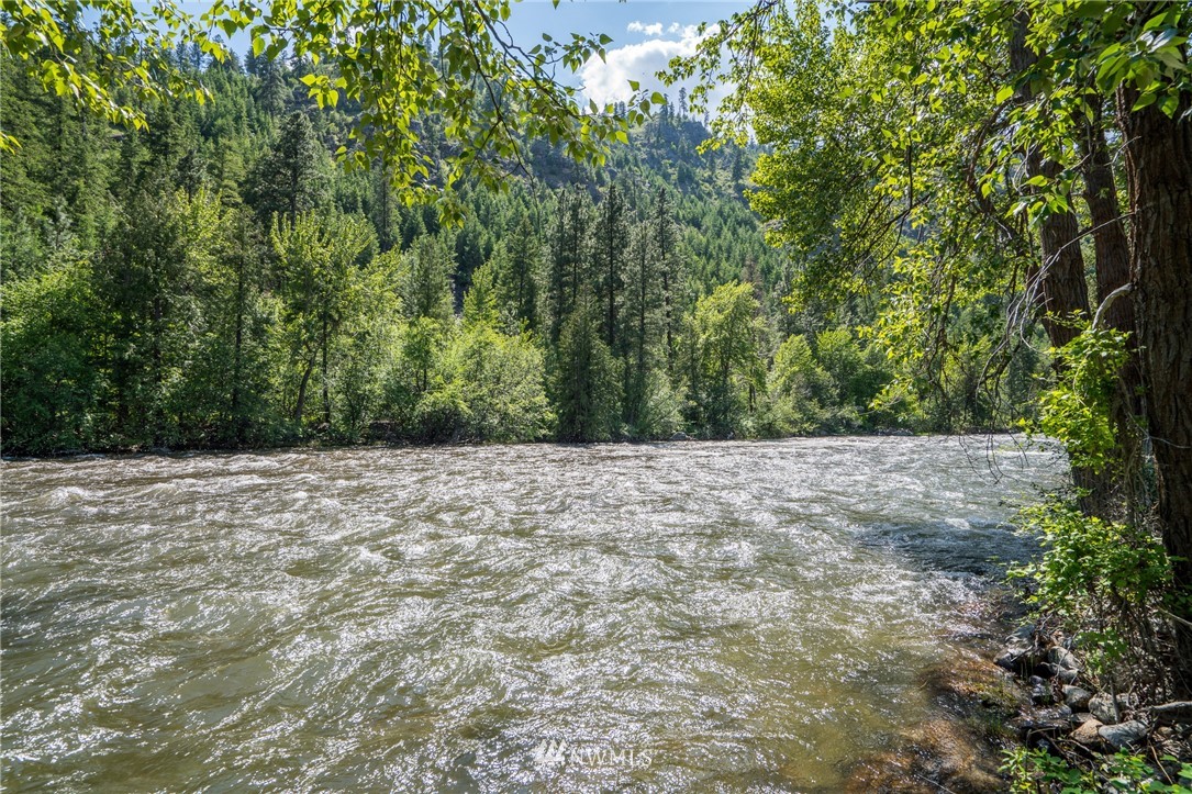 8847 Entiat River Road Entiat, WA 98822 - Photo 1 of 25 Gallery Image 1