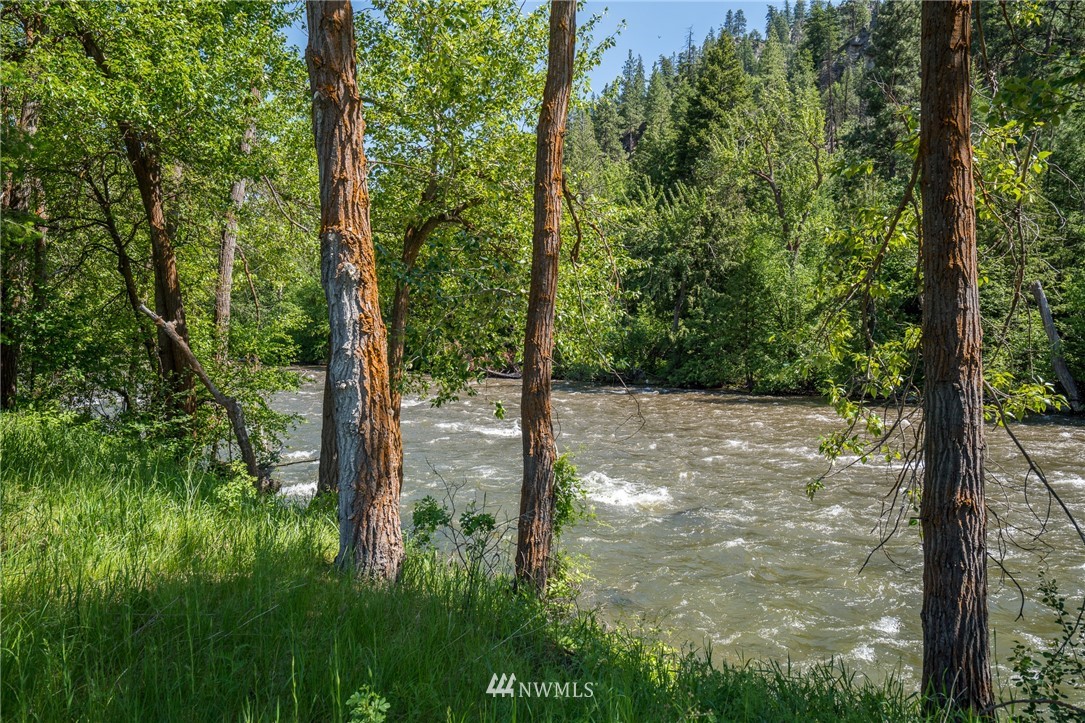8847 Entiat River Road Entiat, WA 98822 - Photo 8 of 25 Gallery Image 8