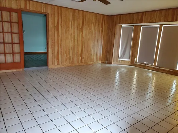 $1,950 | 4010 Bahama Drive, Corpus Christi, TX 78411
