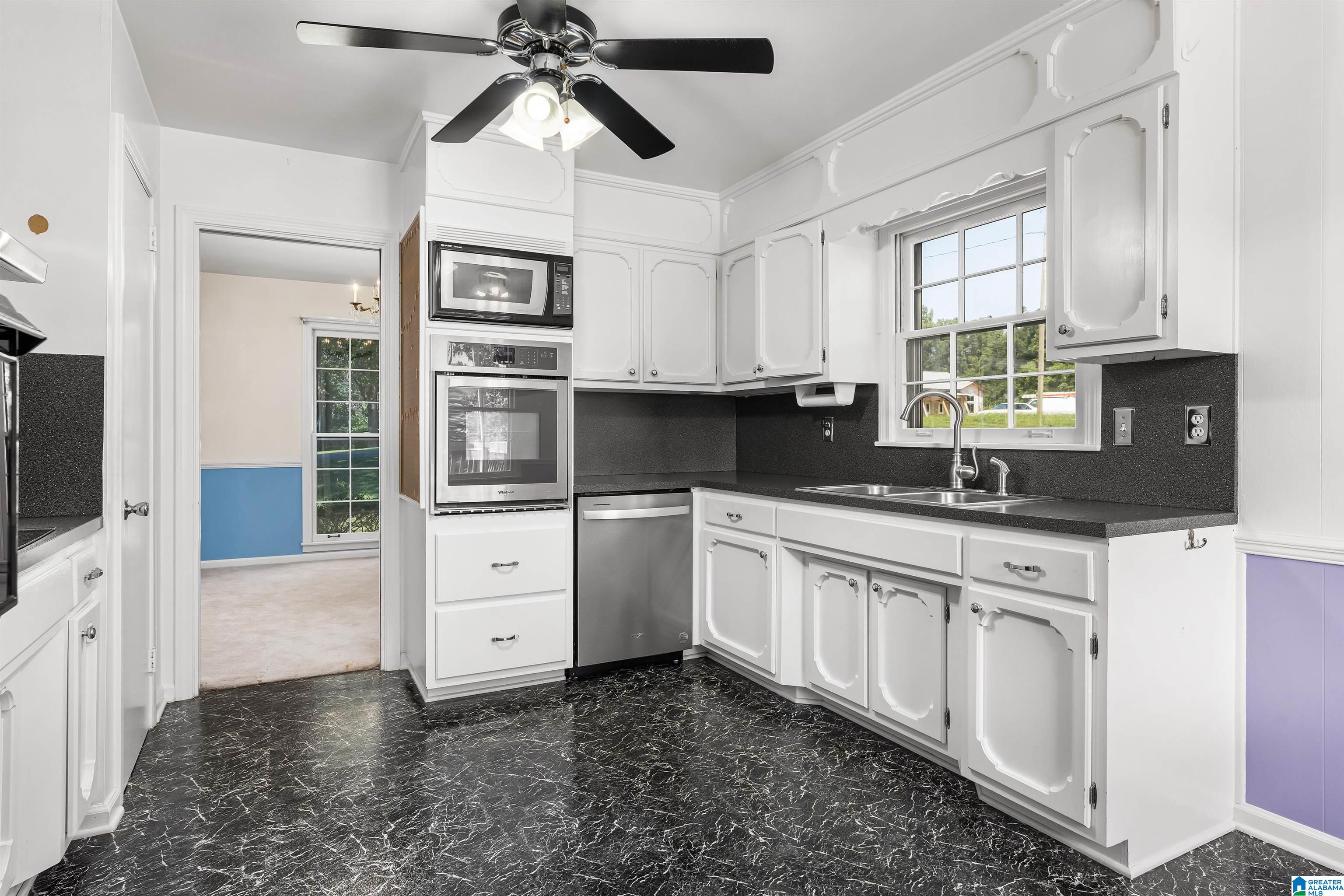 1823 Trail Ridge Drive Pelham, AL 35124 - Photo 14 of 43