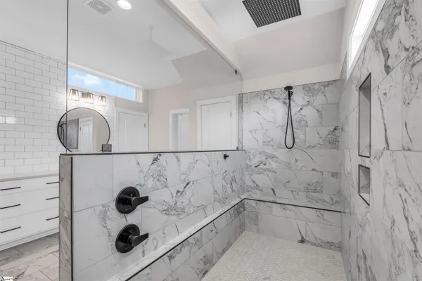 $750,000 | 304 Carriage Hill Drive, Easley, SC 29642