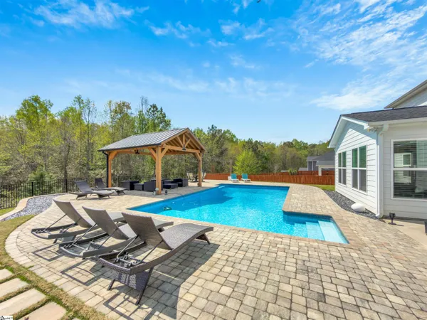 $750,000 | 304 Carriage Hill Drive, Easley, SC 29642