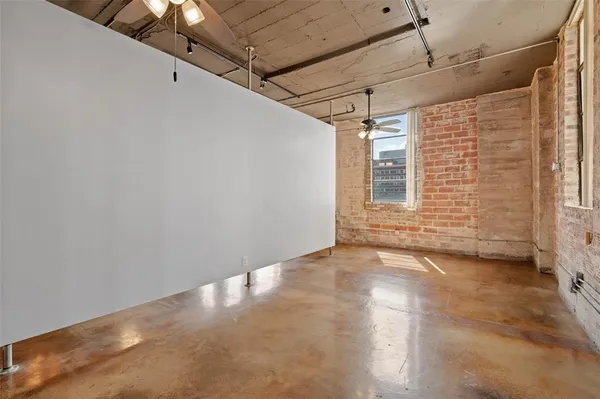 $340,000 | 1122 Jackson Street, Unit 313, Dallas, TX 75202