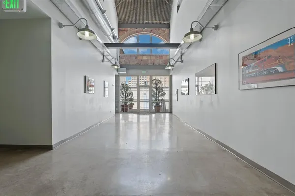 $340,000 | 1122 Jackson Street, Unit 313, Dallas, TX 75202