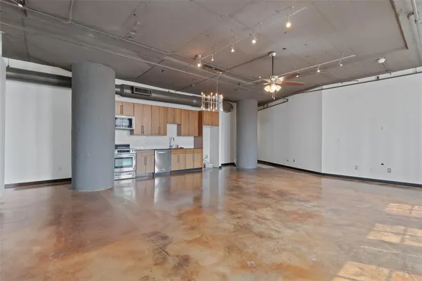 $340,000 | 1122 Jackson Street, Unit 313, Dallas, TX 75202