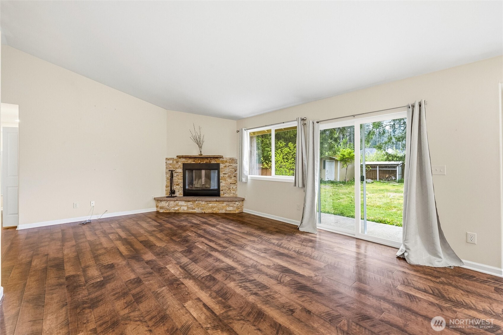 3001 Green Valley Drive Maple Falls, WA 98266 - Photo 6 of 40