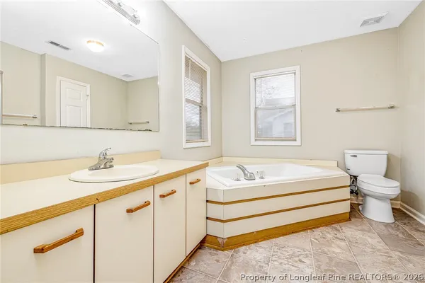 $995 | 6813 Willowbrook Drive, Unit 9, Fayetteville, NC 28314