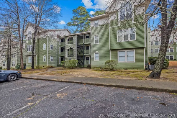 $995 | 6813 Willowbrook Drive, Unit 9, Fayetteville, NC 28314