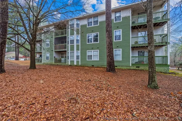 $995 | 6813 Willowbrook Drive, Unit 9, Fayetteville, NC 28314