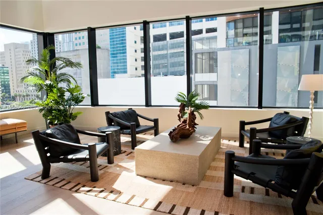 $469,000 | 225 North Miami Avenue, Unit 2508, Miami, FL 33128