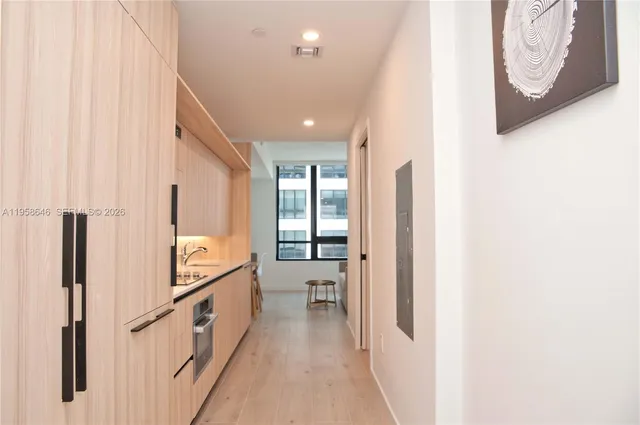 $469,000 | 225 North Miami Avenue, Unit 2508, Miami, FL 33128