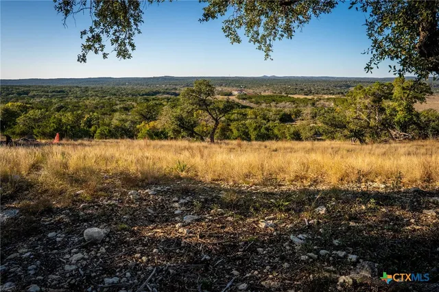 $449,000 | 911 Enchanted View, Canyon Lake, TX 78133