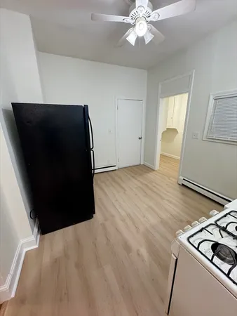 a view of utility room