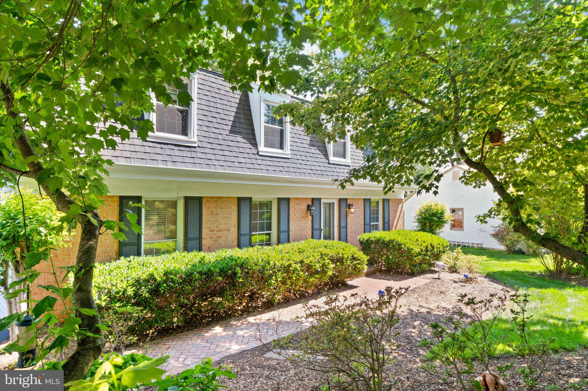 2037 Durand Drive Reston, VA 20191 - Photo 4 of 79