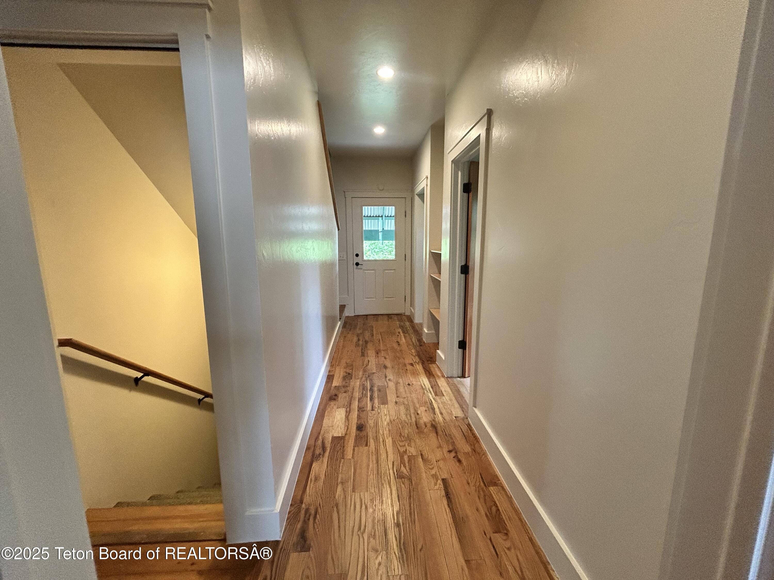 9064 Village Way Victor, ID 83455 - Photo 4 of 25 Mainhallway