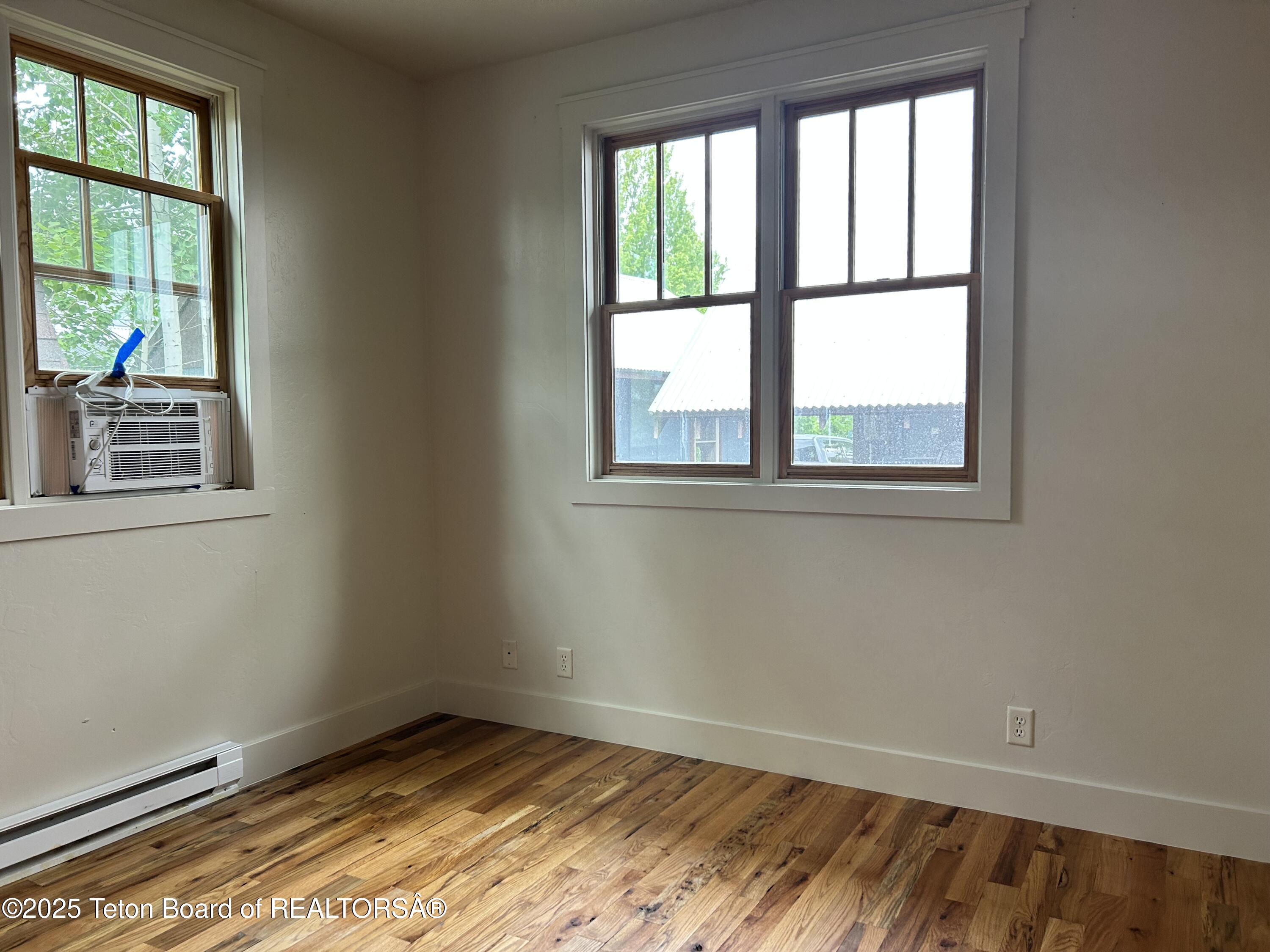 9064 Village Way Victor, ID 83455 - Photo 5 of 25 Main floorBR