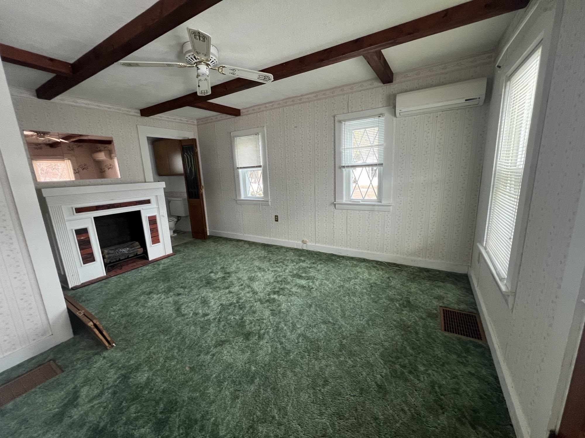 141 Lancaster Road Gorham, NH 03581 - Photo 16 of 29