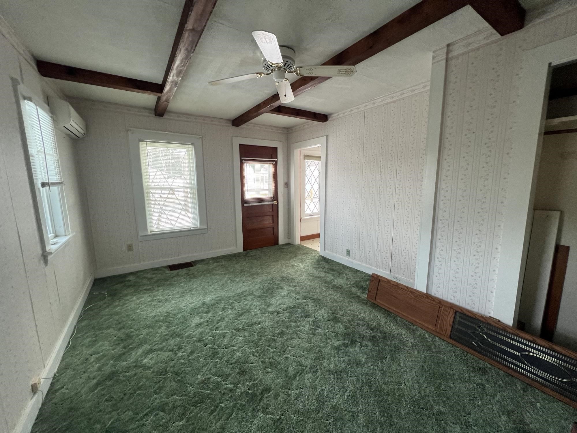 141 Lancaster Road Gorham, NH 03581 - Photo 21 of 29