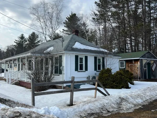 $99,900 | 141 Lancaster Road, Gorham, NH 03581