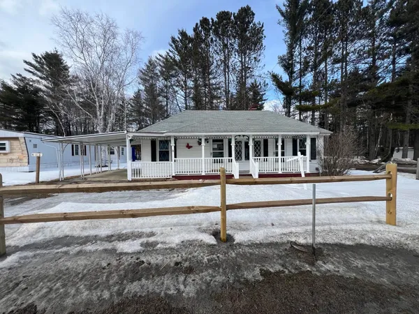 $99,900 | 141 Lancaster Road, Gorham, NH 03581