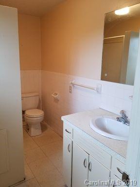 2012 Zion Church Road Hickory, NC 28602 - Photo 4 of 6