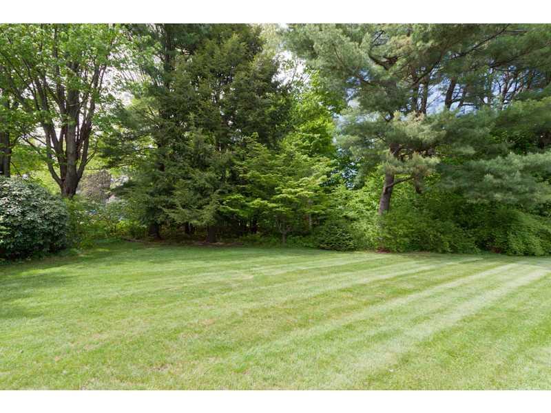 20 Penrith Road Portland, ME 04102 - Photo 6 of 31 Yard/Garden.