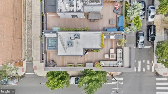 $3,000,000 | 2147 Lombard Street, Philadelphia, PA 19146