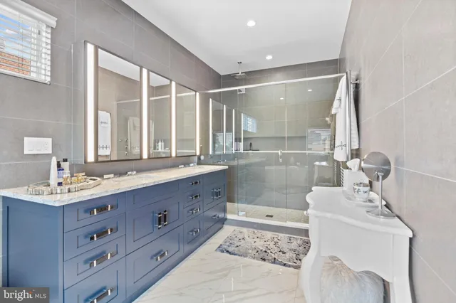 $3,000,000 | 2147 Lombard Street, Philadelphia, PA 19146