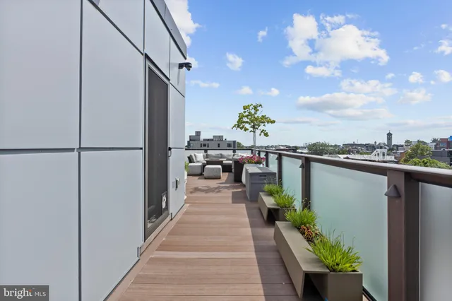 $3,000,000 | 2147 Lombard Street, Philadelphia, PA 19146