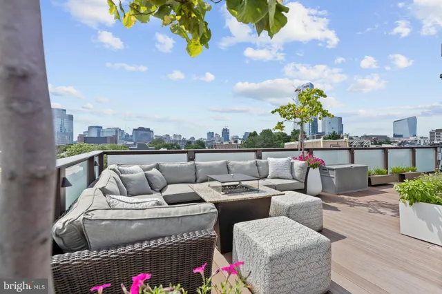 $3,000,000 | 2147 Lombard Street, Philadelphia, PA 19146