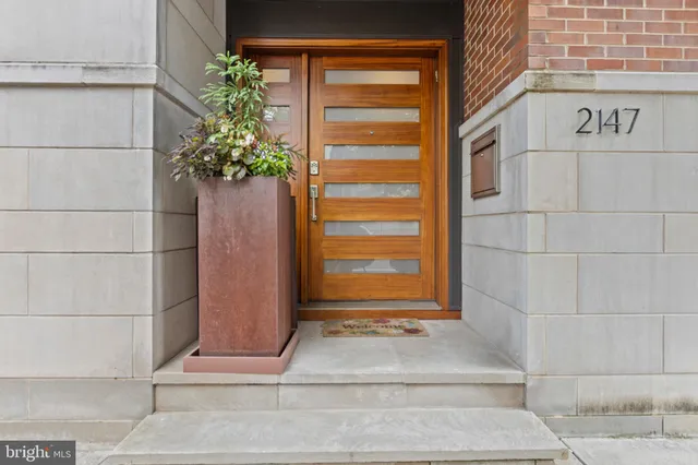 $3,000,000 | 2147 Lombard Street, Philadelphia, PA 19146
