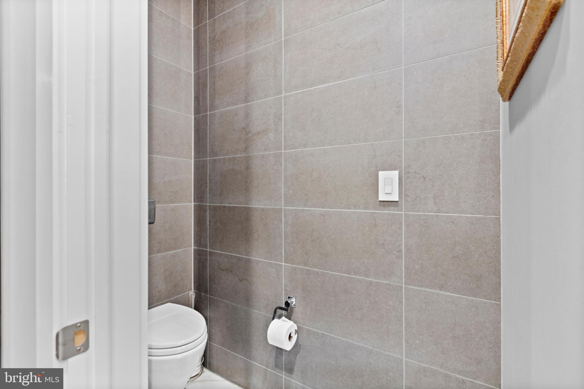 2147 Lombard Street Philadelphia, PA 19146 - Photo 79 of 107