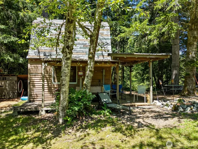 $1,999,999 | 15901 Cedar Falls Road Southeast, North Bend, WA 98045