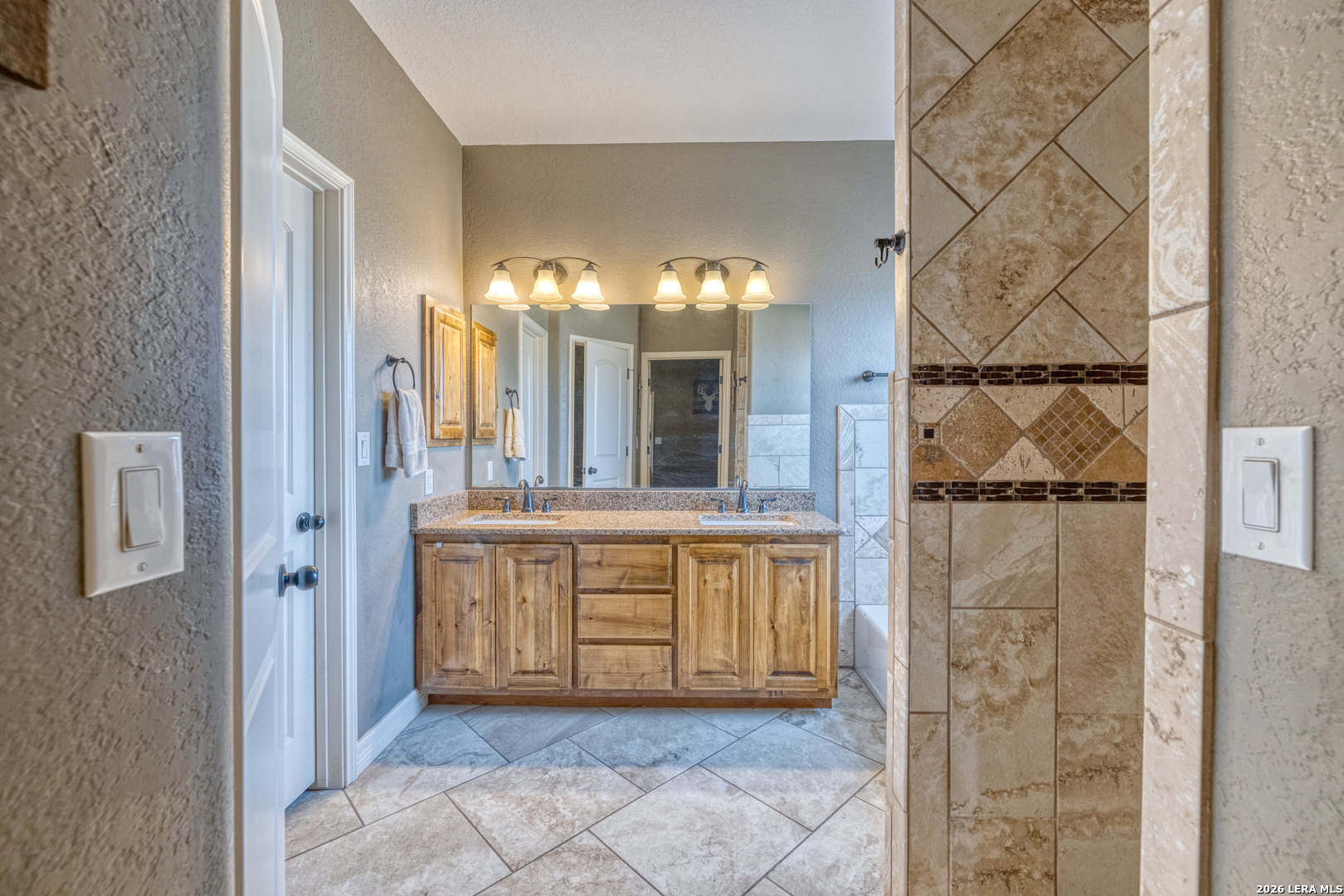 8 Valley View Uvalde, TX 78801 - Photo 18 of 41